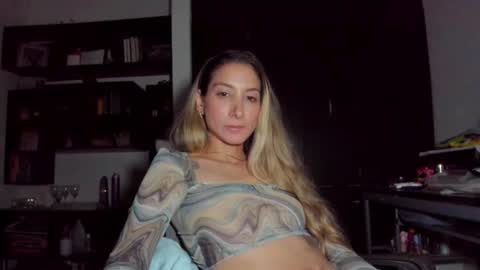 Snapshot of danikrosse chatting on September 22, 7:07 am Danik online show from September 22, 7:07 am