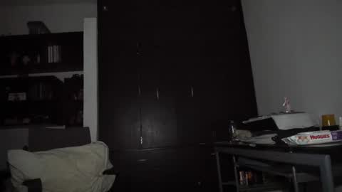 Snapshot of danikrosse chatting on January 14, 4:25 am Danik online show from January 14, 4:25 am