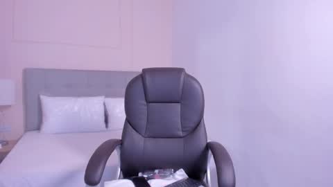 danna_palmeth online show from September 19, 7:46 pm