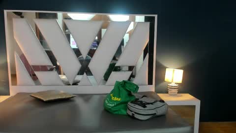  danna  online show from May 18, 6:58 pm