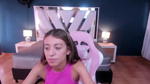  danna  online show from May 17, 1:21 pm