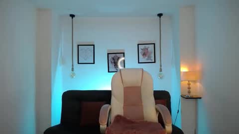 Snapshot of danna_rouse_ chatting on October 6, 10:03 pm Danna online show from October 6, 10:03 pm