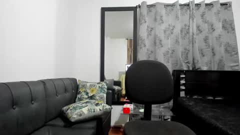 Snapshot of danna_tyson chatting on October 12, 11:51 pm Danna Tyson online show from October 12, 11:51 pm