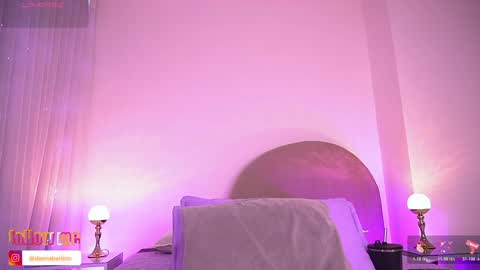 Danna Berlin  online show from November 19, 7:25 pm