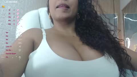 Snapshot of dannacoleman_ chatting on October 20, 8:23 pm danna online show from October 20, 8:23 pm