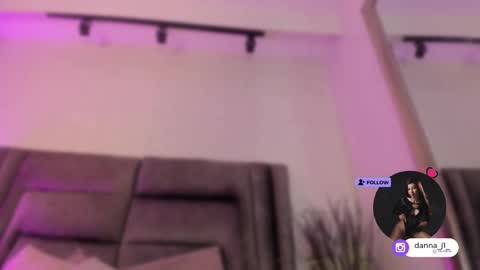 Danna online show from March 27, 7:58 pm