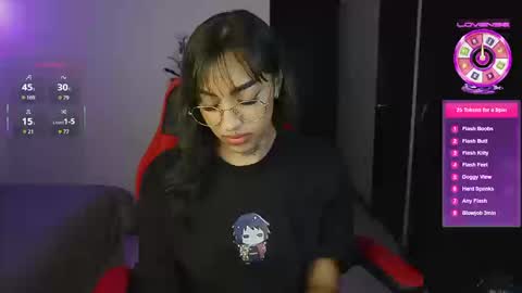 Snapshot of dannielle_ chatting on September 19, 10:42 pm online show from September 19, 10:42 pm
