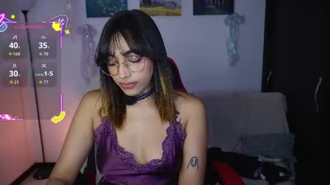    online show from July 28, 8:12 pm