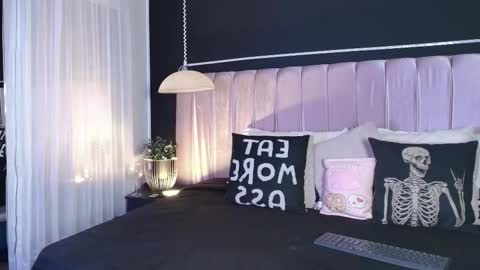 Snapshot of dannyaa_ chatting on September 30, 12:00 pm Dannyaa online show from September 30, 12:00 pm