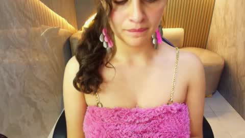 Snapshot of dany_r_ chatting on October 16, 1:58 pm Dany online show from October 16, 1:58 pm