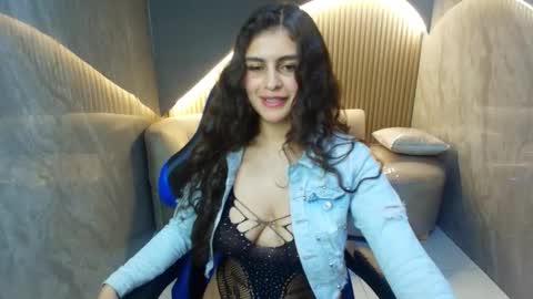 Snapshot of dany_r_ chatting on September 17, 2:15 pm Dany online show from September 17, 2:15 pm
