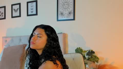 Antonella Mora online show from October 20, 12:52 pm