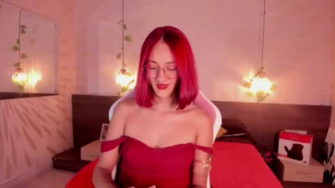 Snapshot of daphne_courtis chatting on September 26, 3:37 am Daphne online show from September 26, 3:37 am
