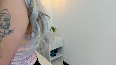 Daphne online show from October 17, 8:56 pm