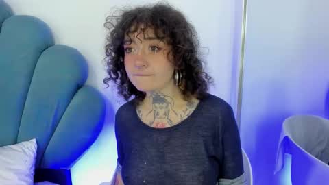 DaphneBlunt online show from October 30, 2:29 pm