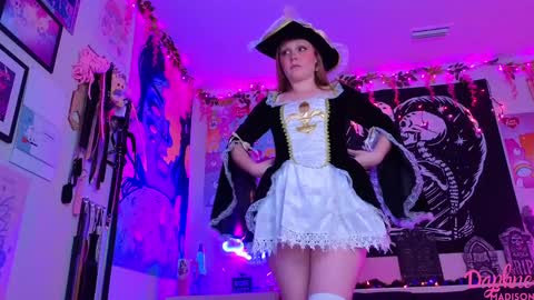 Snapshot of daphnemadison chatting on October 14, 10:01 pm Daphne Madison online show from October 14, 10:01 pm