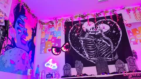 Snapshot of daphnemadison chatting on October 17, 8:45 pm Daphne Madison online show from October 17, 8:45 pm