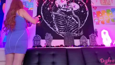 Snapshot of daphnemadison chatting on October 13, 7:38 pm Daphne Madison online show from October 13, 7:38 pm