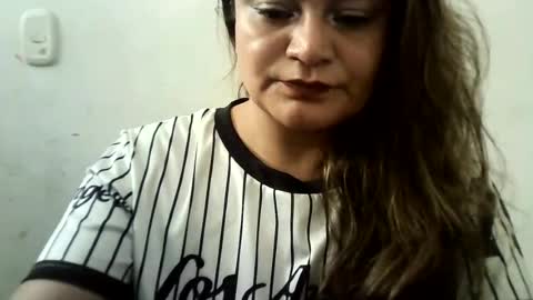 dapnne online show from July 23, 2:47 pm