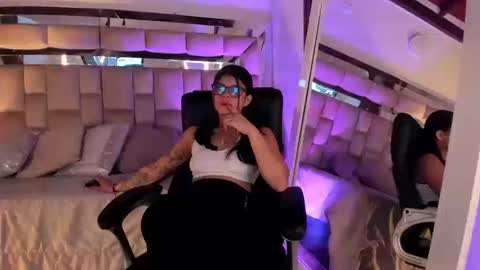 Snapshot of dapnne_ chatting on September 11, 12:38 pm Daphne online show from September 11, 12:38 pm