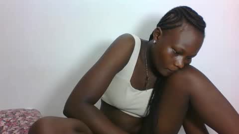 ESTHER online show from March 16, 6:06 am