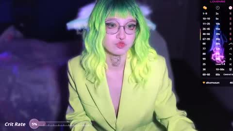 Lucious Foijieh online show from April 22, 5:43 pm