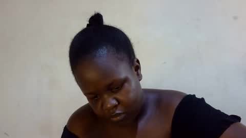Snapshot of dark_princess1 chatting on September 21, 12:15 pm dark_princess1 online show from September 21, 12:15 pm