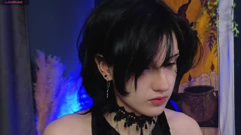 Vamp  online show from December 6, 9:01 pm