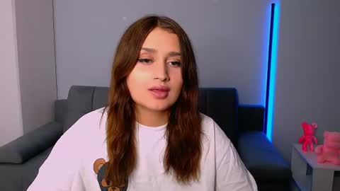Amelie online show from June 23, 5:44 pm