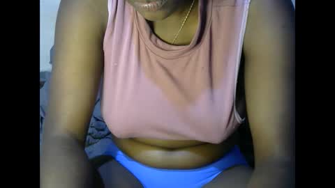 Snapshot of darling_dreamer2 chatting on September 30, 6:02 pm darling_dreamer2 online show from September 30, 6:02 pm