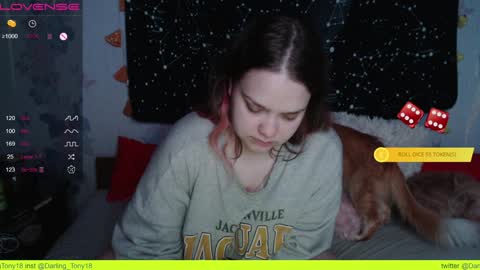 Snapshot of darling_tony18 chatting on January 31, 5:10 pm darling_tony18 online show from January 31, 5:10 pm