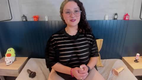 Emma online show from October 12, 6:05 am