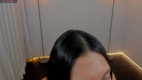 I am Dayanna  tecca online show from April 10, 10:27 pm