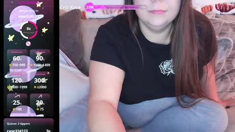 Dazeddesty  online show from October 3, 9:09 pm