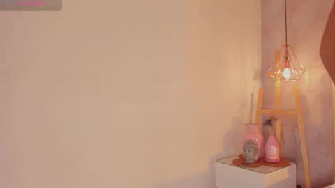 Snapshot of dea_athenea chatting on September 10, 9:26 pm dea_athenea online show from September 10, 9:26 pm