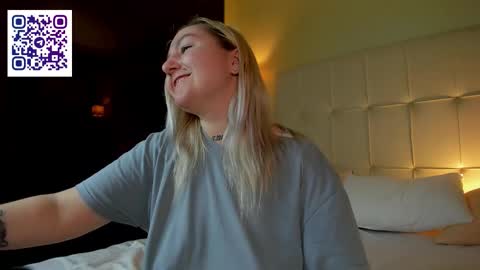 Snapshot of debbie_taylor chatting on October 6, 4:56 pm Debbie Mon Tue Fri Sun Sat GMT 3 1000am - 0400pm online show from October 6, 4:56 pm