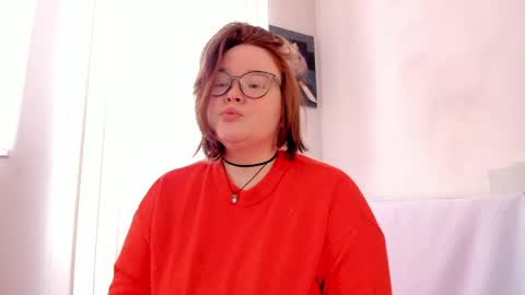 DeboraDebbieDee online show from April 23, 5:15 am