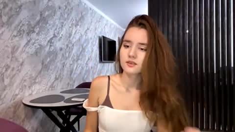 Snapshot of deeannballmann chatting on September 11, 4:29 pm Anna online show from September 11, 4:29 pm