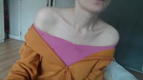 KamiDevi online show from October 12, 3:03 pm