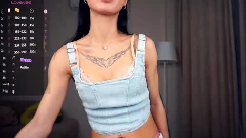 Hello everyone Im Tessa Make yourself comfortable. Were going to have fun together  online show from October 28, 4:24 pm