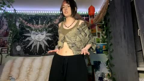 Alisa online show from March 28, 9:35 pm