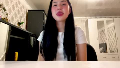Nika online show from July 27, 8:17 pm