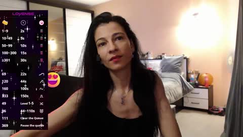Snapshot of delicatekisss chatting on March 7, 9:18 am Nicole online show from March 7, 9:18 am