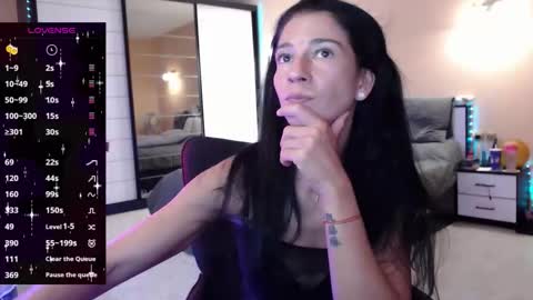 Snapshot of delicatekisss chatting on September 17, 8:34 am Nicole online show from September 17, 8:34 am