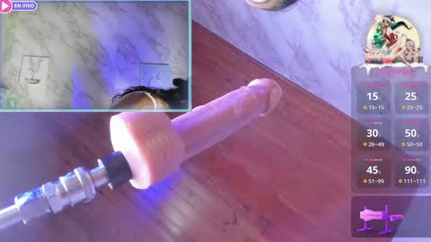 Snapshot of delicius_love chatting on January 23, 3:05 am delicius_love online show from January 23, 3:05 am