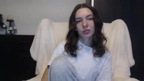 Aurora online show from October 23, 5:46 am