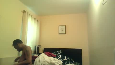 Snapshot of delightfuldark chatting on March 5, 8:33 pm delightfuldark online show from March 5, 8:33 pm