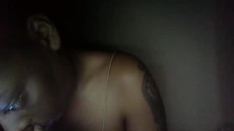 Snapshot of delightfuldark chatting on March 7, 2:25 am delightfuldark online show from March 7, 2:25 am