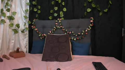 Delilah  online show from April 2, 9:01 pm