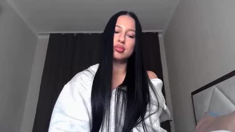 delly_love online show from October 4, 11:53 pm